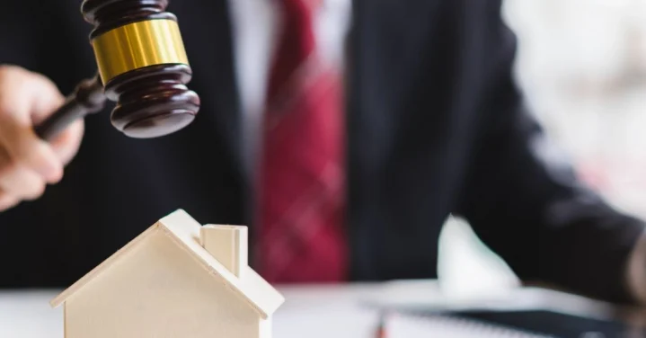 Leilão imobiliário